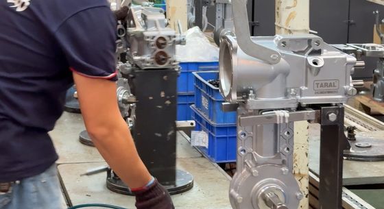 Σιδηροτροχιακό κιβώτιο μετάδοσης 2024 για υψηλής ακρίβειας εξατομικευμένα εργαλεία αγροτικής παραγωγής Zhongshen Weima
